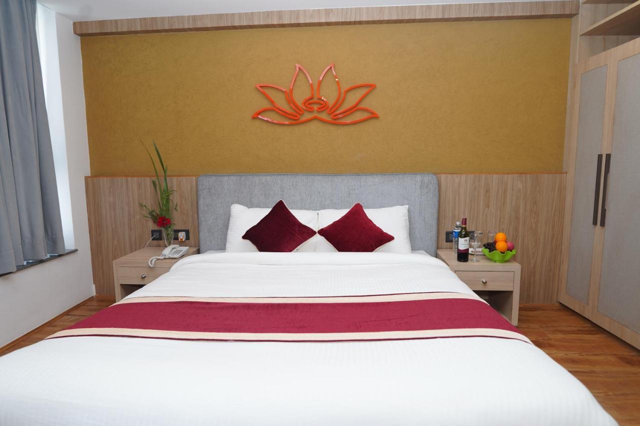 Lotus Shine & Amenities Hotel Kathmandu Exterior foto